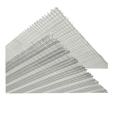 Pantalla térmica de alta calidad para invernaderos. Ahorro de energía y control climático.