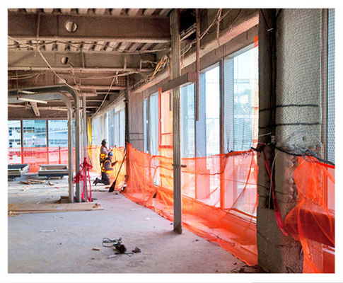 Ruina resistente adicional que pesca la red de los escombros